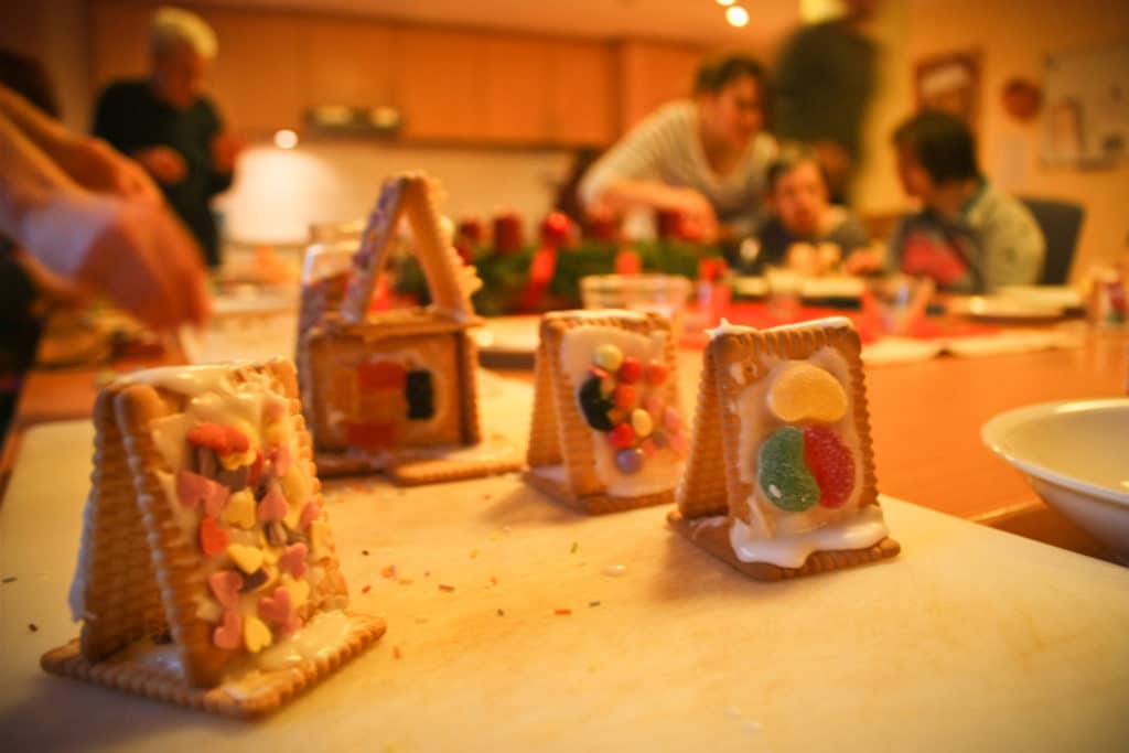 Keks auf Keks: Häuser bauen im Advent